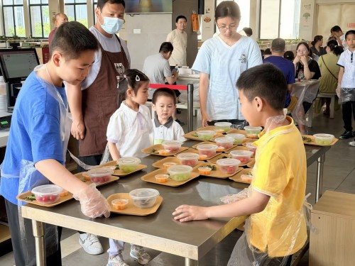 Create Sweet Moments, Embrace a Promising Future 2026 Children’s Day Parent-Child Activity of Shanghai Chuangli Group Concludes Successfully(圖1)