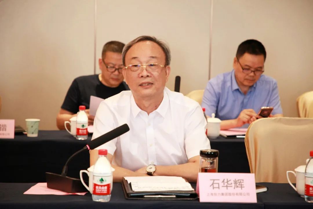 慶祝建黨百年華誕 商會組織企業(yè)家走進創(chuàng)力開展參觀座談等活動(圖3) 慶祝建黨百年華誕 商會組織企業(yè)家走進創(chuàng)力開展參觀座談等活動(圖3)