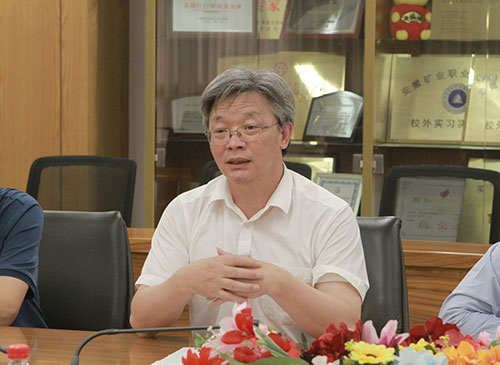 中國礦業(yè)大學(xué)黨委書記劉波一行到上海創(chuàng)力集團走訪交流(圖2)