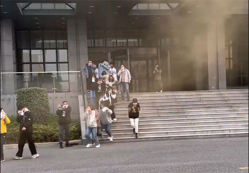 開展應急演練? 強化應急安全處置能力——上海創力集團開展消防演習活動(圖1)